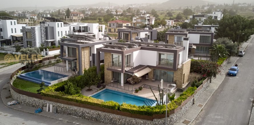 3+1 Villa  i Catalkoy, Girne,  Nr. 221189