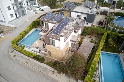 3+1 Villa  i Catalkoy, Girne,  Nr. 221189 - 2