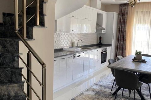 Аренда квартиры  в Аланье, Анталье, Турция 2+1, 120м2, №216753 – фото 2