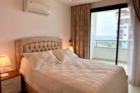 Аренда квартиры  в Аланье, Анталье, Турция 1+1, 75м2, №216750 – фото 4