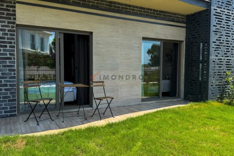 آپارتمان در  Antalya ، ترکیه 3 خوابه ، 160 متر مربع.  شماره 223061 - 2