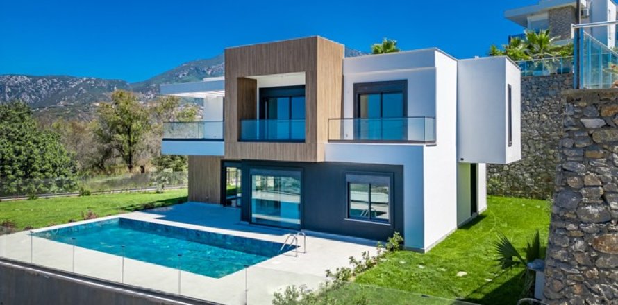 4+1 Villa  in Antalya, Turkey No. 222817