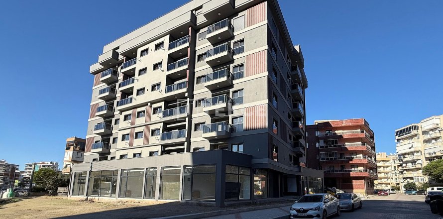 Квартира  3+1 в Измире, Турция №213171