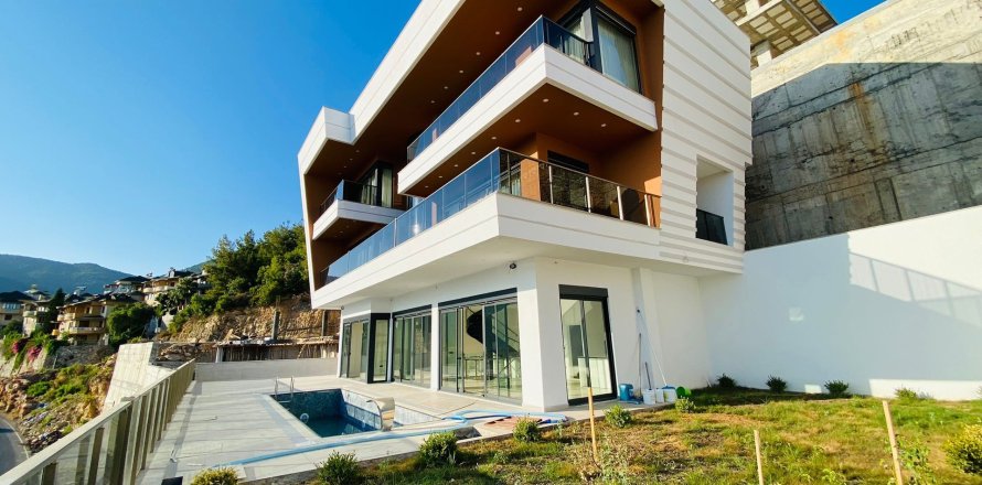 4+2 Villa  i Bektas, Alanya, Antalya, Tyrkiet Nr. 213282