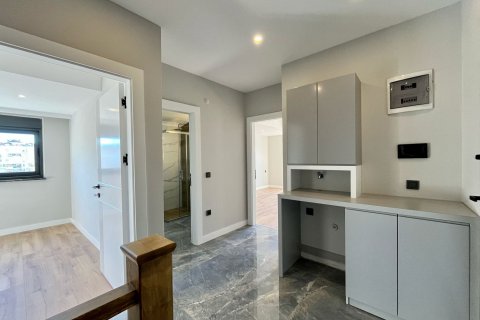 3+1 Lejlighed  i Alanya, Antalya, Tyrkiet Nr. 219149 - 14