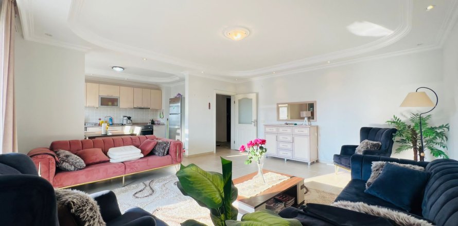 2+1 Apartment  in Cikcilli, Antalya, Turkey No. 219146