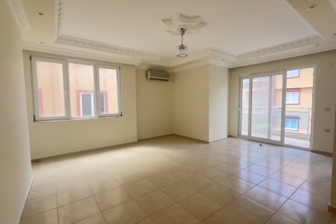 2+1 Leilighet  i Oba, Antalya, Tyrkia Nr. 222361