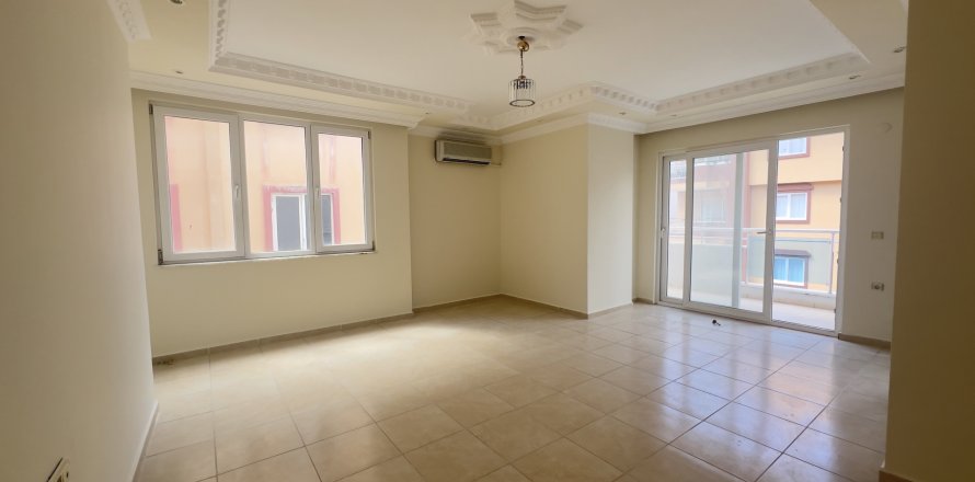 2+1 Leilighet  i Oba, Antalya, Tyrkia Nr. 222361