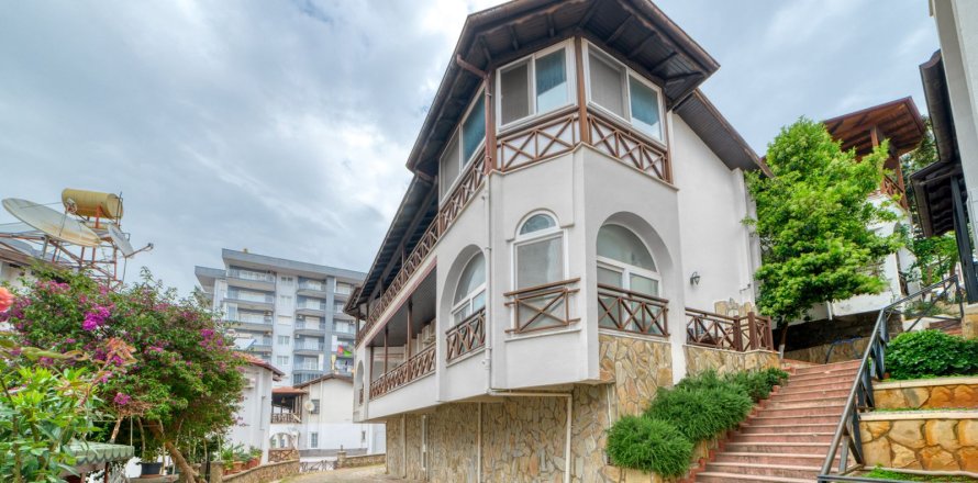 4+2 Villa in Alanya, Antalya, Türkei Nr. 222357