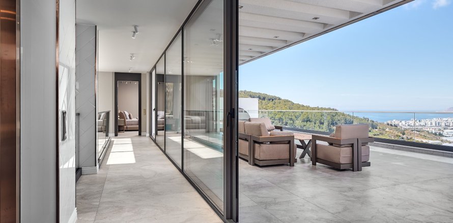 4+1 Villa  i Alanya, Antalya, Tyrkiet Nr. 219466