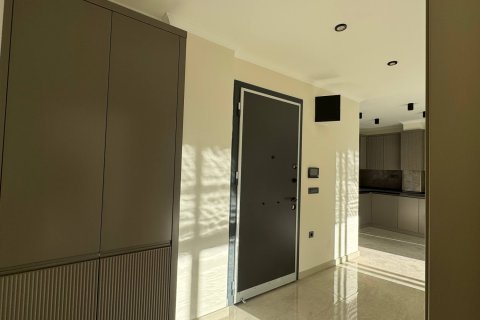 آپارتمان در  Cikcilli ، ترکیه 2 خوابه ، 72 متر مربع.  شماره 80302 - 6