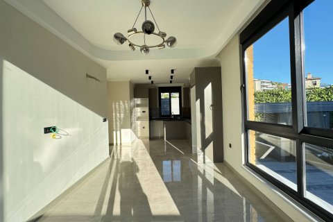 آپارتمان در  Cikcilli ، ترکیه 2 خوابه ، 72 متر مربع.  شماره 80302 - 3