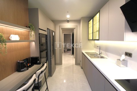 Продажа квартиры в Стамбуле, Турция 4+1, 218м2, №215697 – фото 15