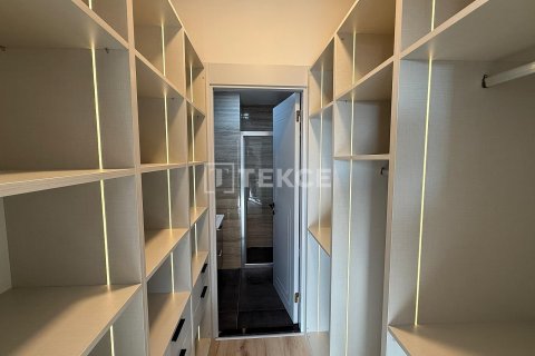 2+1 Lejlighed  i Izmir, Tyrkiet Nr. 215703 - 24