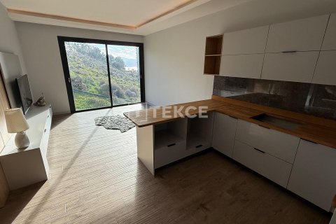 2+1 Lejlighed  i Izmir, Tyrkiet Nr. 215703 - 17