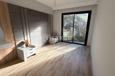 2+1 Lejlighed  i Izmir, Tyrkiet Nr. 215703 - 18