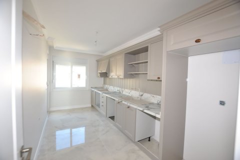 2+1 Wohnung  in Mahmutlar, Antalya, Türkei Nr. 217704 - 8
