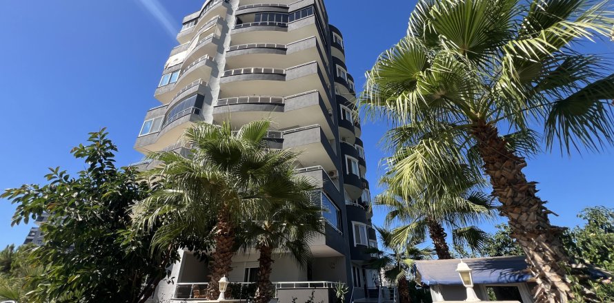 2+1 Lägenhet  i Mahmutlar, Antalya, Turkiet Nr. 217703