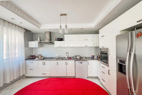 Аренда квартиры  в Аланье, Анталье, Турция 4+1, 260м2, №216771 – фото 21