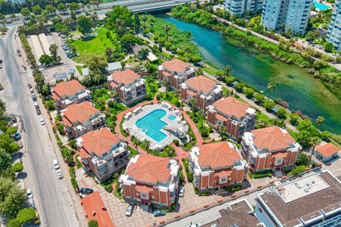 Аренда квартиры  в Аланье, Анталье, Турция 4+1, 260м2, №216771 – фото 23