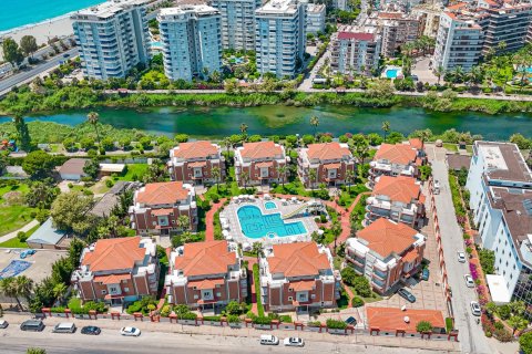 Аренда квартиры  в Аланье, Анталье, Турция 4+1, 260м2, №216771 – фото 24