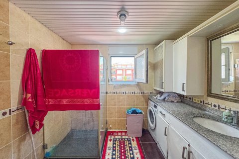 Аренда квартиры  в Аланье, Анталье, Турция 4+1, 260м2, №216771 – фото 12