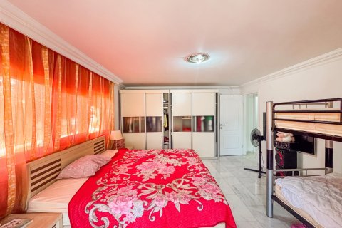 Аренда квартиры  в Аланье, Анталье, Турция 4+1, 260м2, №216771 – фото 4