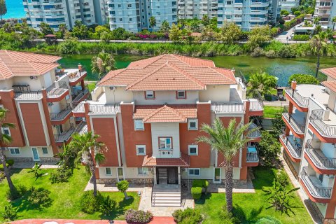 Аренда квартиры  в Аланье, Анталье, Турция 4+1, 260м2, №216771 – фото 20