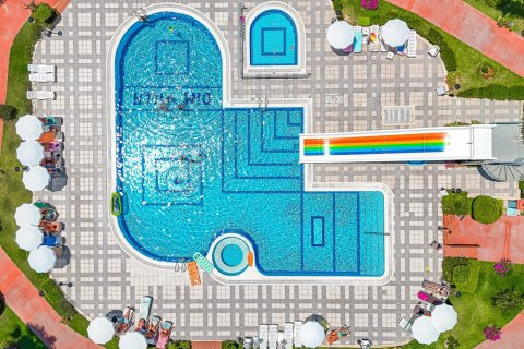 Аренда квартиры  в Аланье, Анталье, Турция 4+1, 260м2, №216771 – фото 19