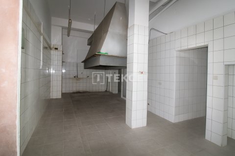 کافه / رستوران در  Girne ، ترکیه 400 متر مربع.  شماره 215132 - 14