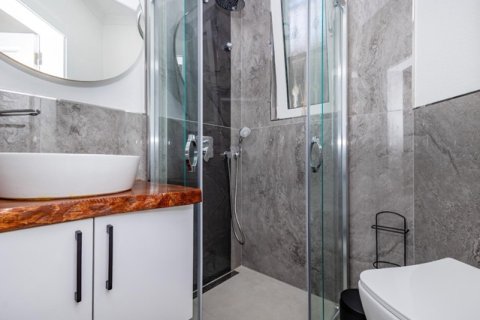 5+1 Villa  in Antalya, Türkei Nr. 222736 - 30