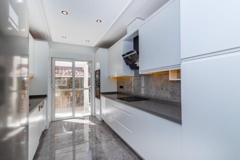 5+1 Villa  in Antalya, Türkei Nr. 222736 - 4