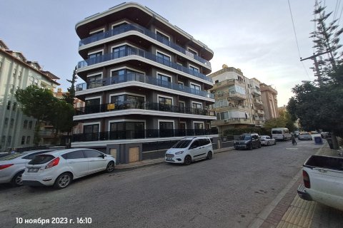 1+1 Apartment  in Alanya, Antalya, Turkey No. 230762