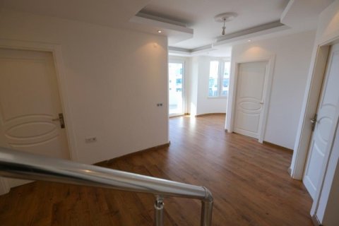 آپارتمان در  Alanya ، ترکیه 3 خوابه ، 217 متر مربع.  شماره 222492 - 18