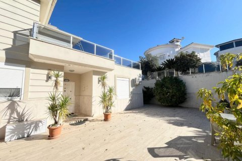 Продажа виллы  в Каргыджаке, Аланье, Анталье, Турция 4 комн., 220м2, №221392 – фото 16