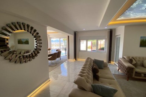 Продажа виллы  в Каргыджаке, Аланье, Анталье, Турция 4 комн., 195м2, №221397 – фото 5