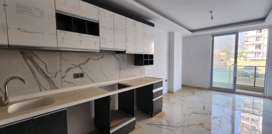 Lejlighed i Mahmutlar, Antalya, Tyrkiet Nr. 212392