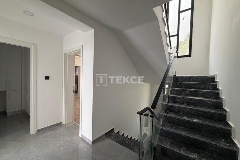 4+1 Villa  in Girne,  Nr. 103319 - 17