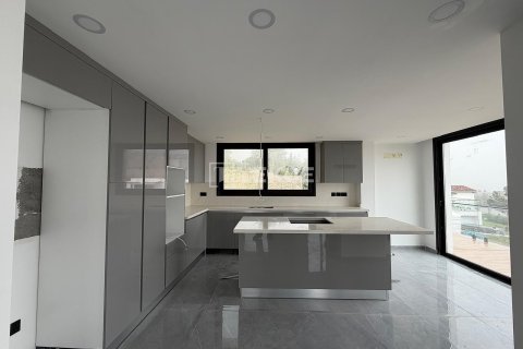 4+1 Villa  in Girne,  Nr. 103319 - 8