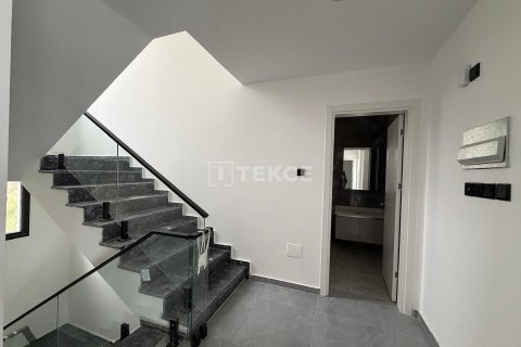 4+1 Villa  in Girne,  Nr. 103319 - 18