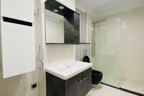 2+1 Lägenhet  i Mahmutlar, Antalya, Turkiet Nr. 215995 - 2