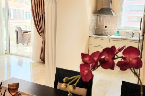 آپارتمان در  Mahmutlar ، ترکیه 2 خوابه ، 125 متر مربع.  شماره 215999 - 17