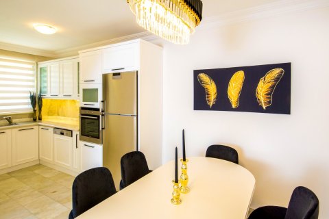 2+1 Lägenhet  i Mahmutlar, Antalya, Turkiet Nr. 215998 - 8