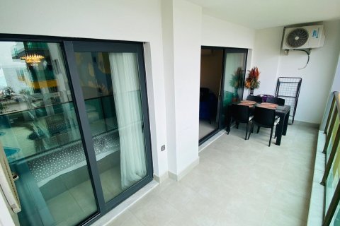 آپارتمان در  Mahmutlar ، ترکیه 2 خوابه ، 100 متر مربع.  شماره 215996 - 12