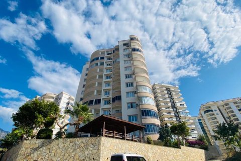 2+1 Lägenhet  i Mahmutlar, Antalya, Turkiet Nr. 216000