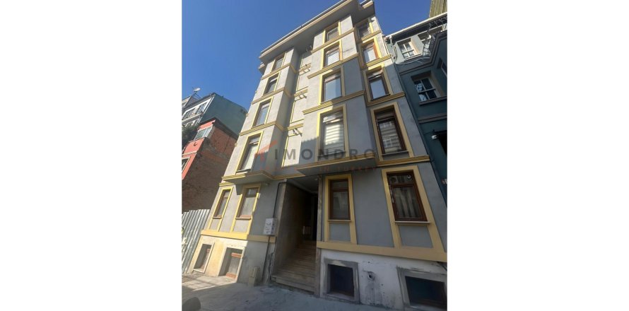 Квартира 1+1 в Бейоглу, Стамбул, Турция №220073