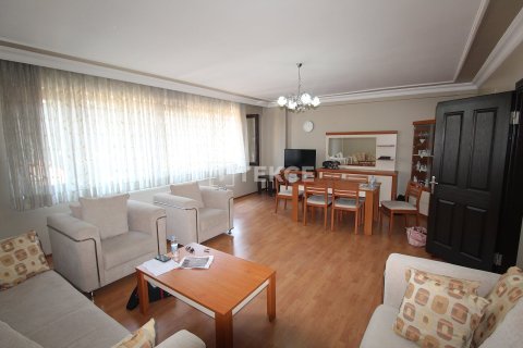 3+1 Wohnung in Istanbul, Türkei Nr. 227638 - 5