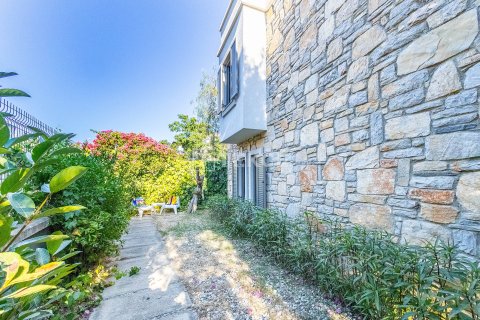 Apartment for sale in Bodrum, Mugla, Turkey, 1 bedroom, 65m2, No. 227639 – photo 11