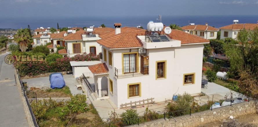 Вилла  4+1 в Арапкое, Гирне, Северный Кипр №214186