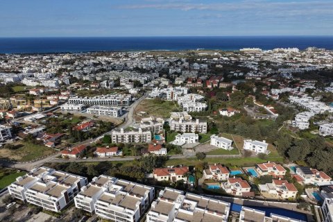 Apartment for sale  in Alsancak, Girne, Northern Cyprus, 2 bedrooms, No. 226264 – photo 2